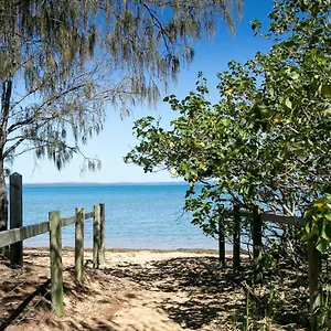 *** Resort Boat Harbour And Australia
