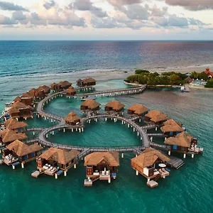 Sandals Royal Caribbean & Private Island - Couples Only 5* Montego Bay