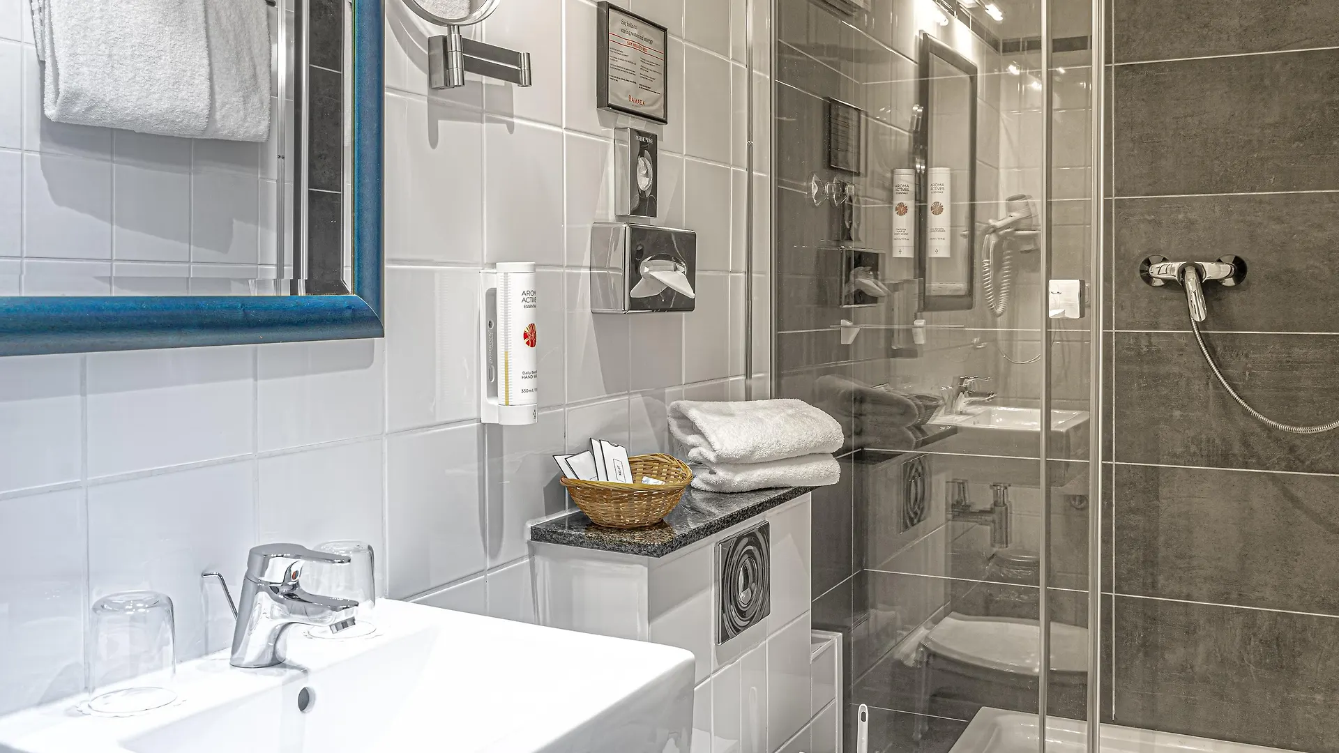 Ramada By Wyndham Frankfurt City Centre Frankfurt am Main Germany