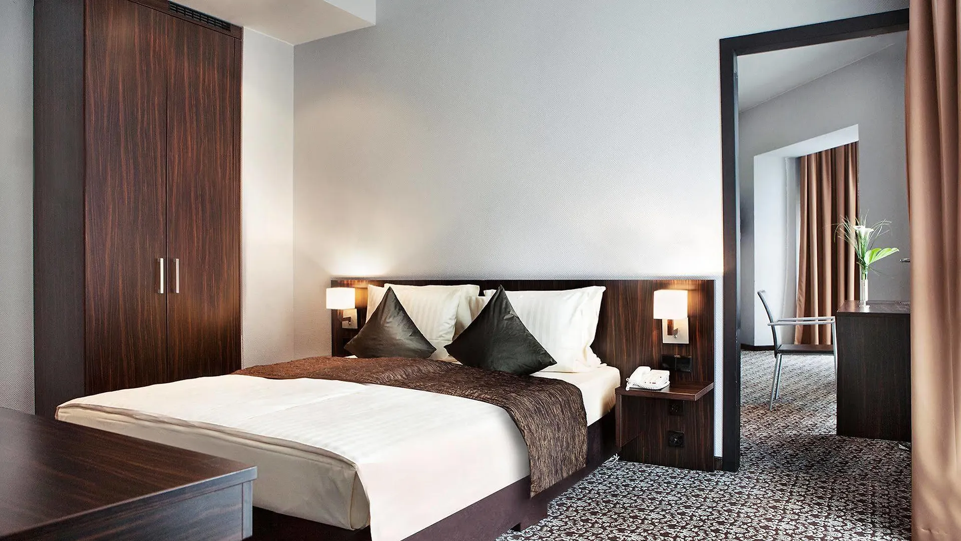 **** Hotel Ramada By Wyndham Frankfurt City Centre Frankfurt am Main Germany